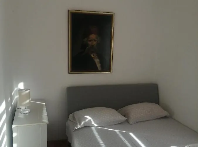 Domacinstvo Trifunovic Pretresnja